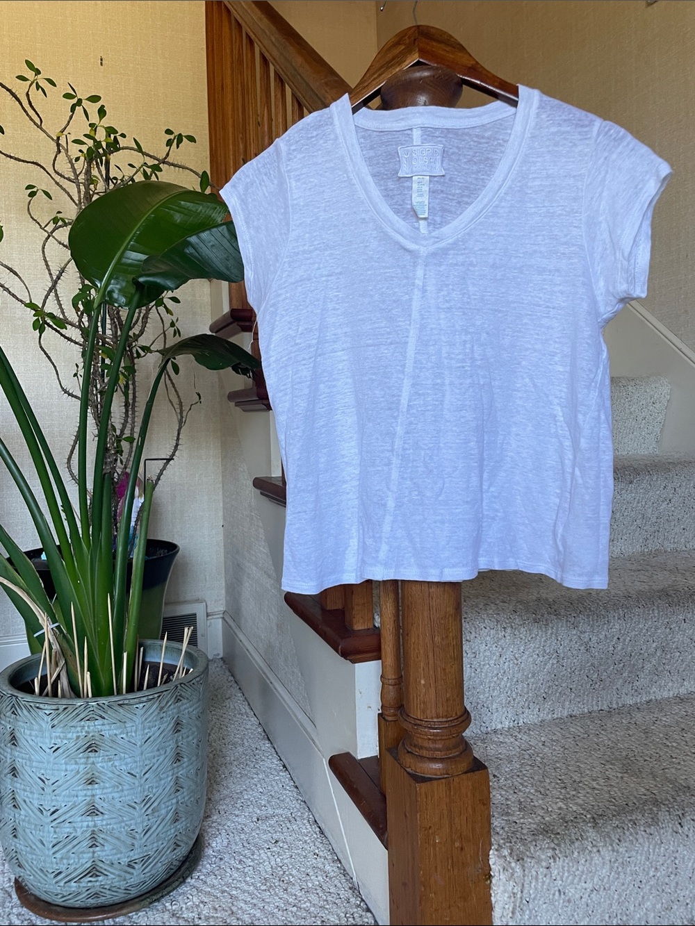 Sigrid Olsen Linen White Short-Sleeve V-Neck Tee Shirt